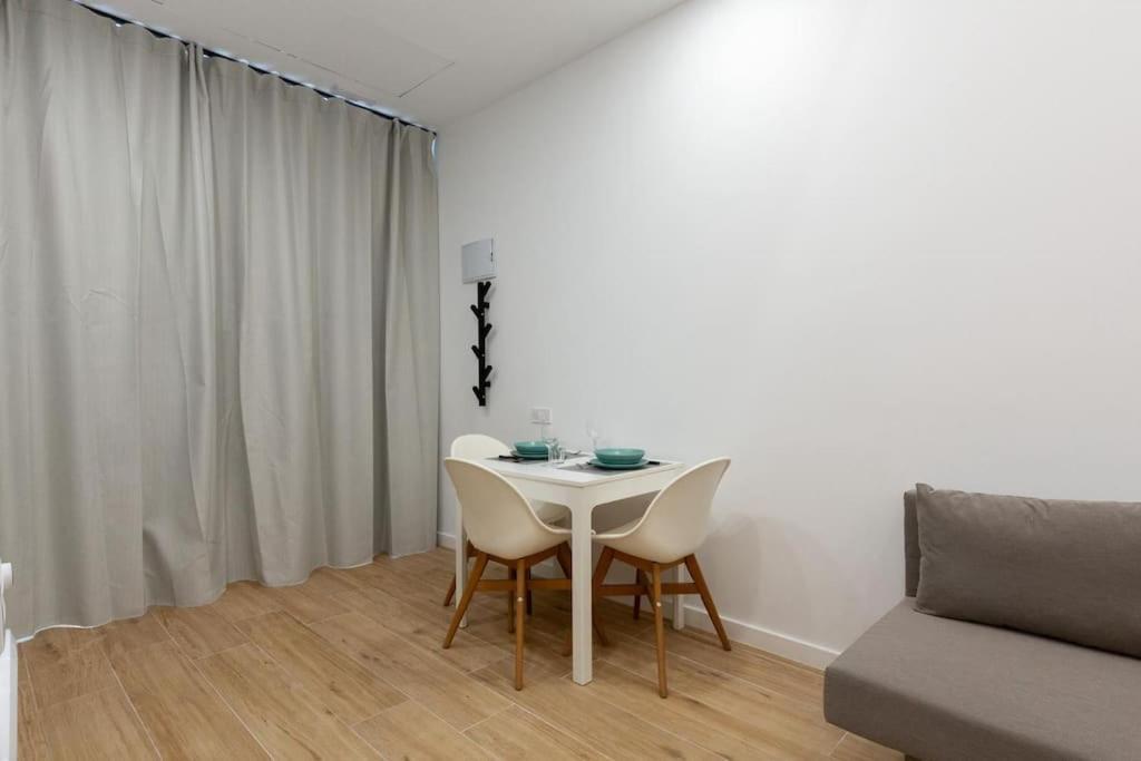 Nuevo Loft En Playa Y Cerca Del Centro, Ac Y Wifi Valência Exterior foto